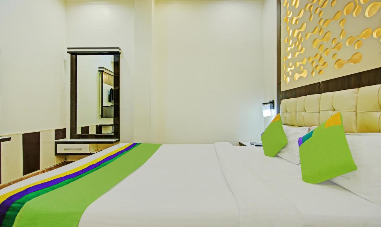Itsy By Treebo - Royale Inn มีรัท ภายนอก รูปภาพ