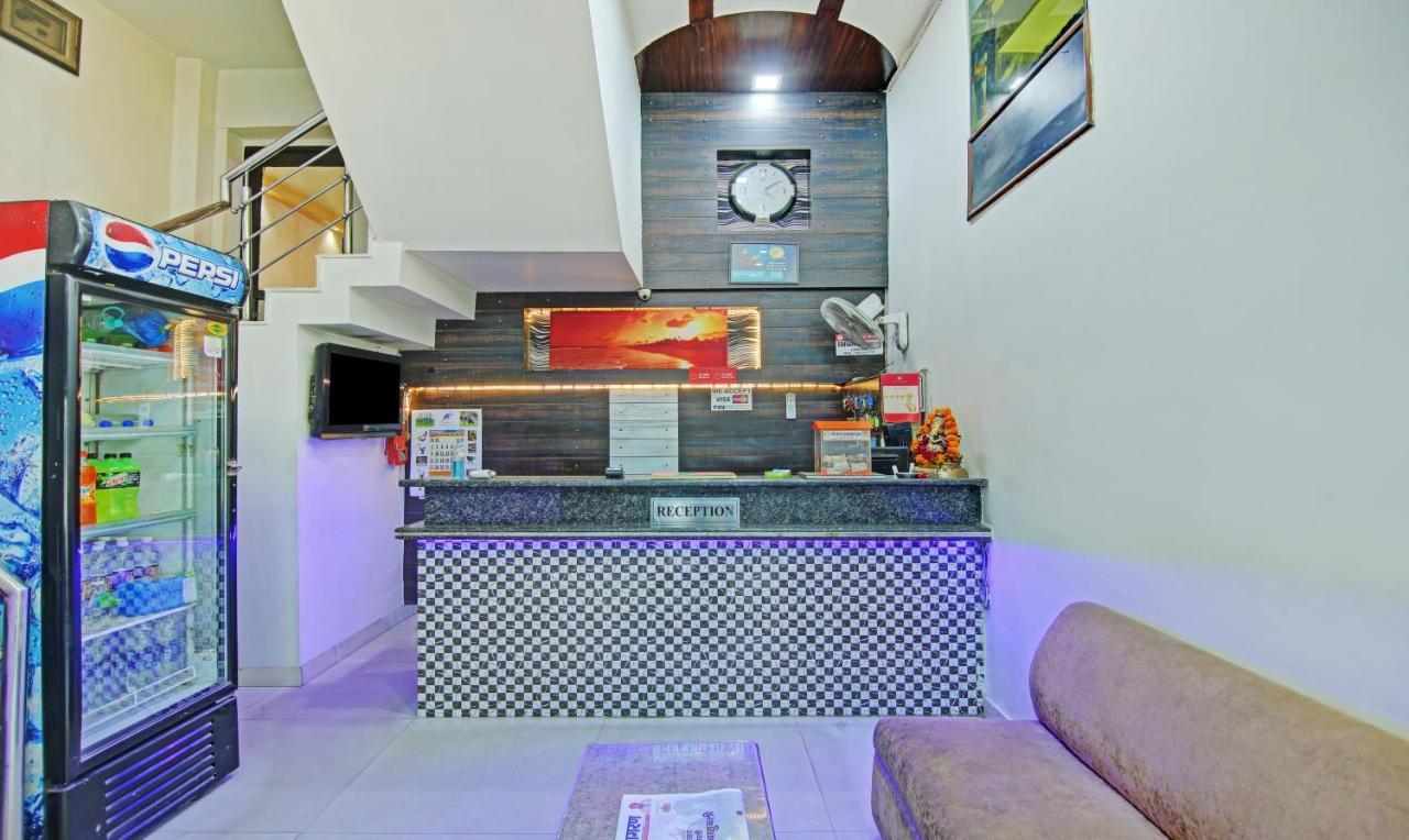 Itsy By Treebo - Royale Inn มีรัท ภายนอก รูปภาพ