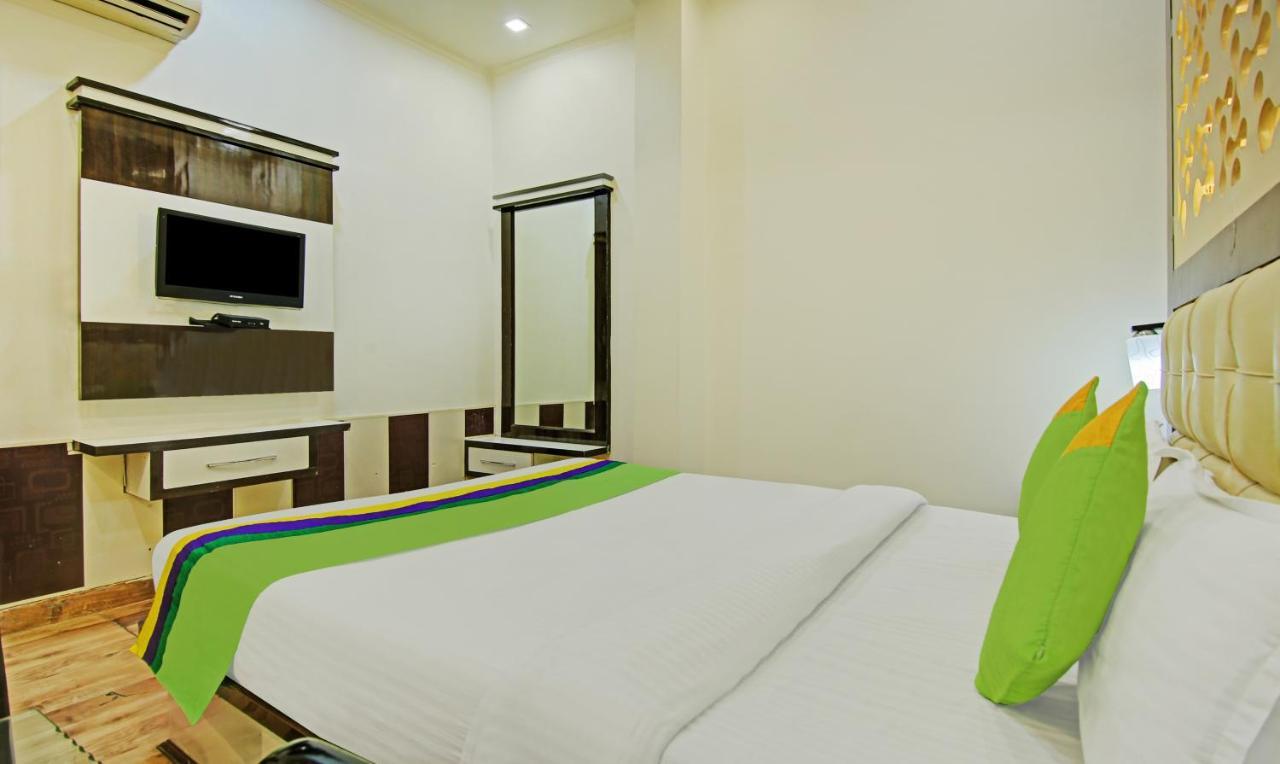 Itsy By Treebo - Royale Inn มีรัท ภายนอก รูปภาพ