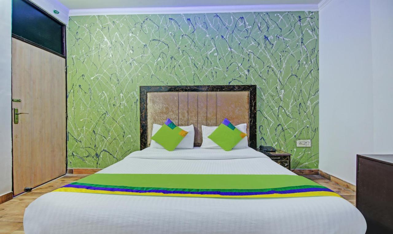 Itsy By Treebo - Royale Inn มีรัท ภายนอก รูปภาพ
